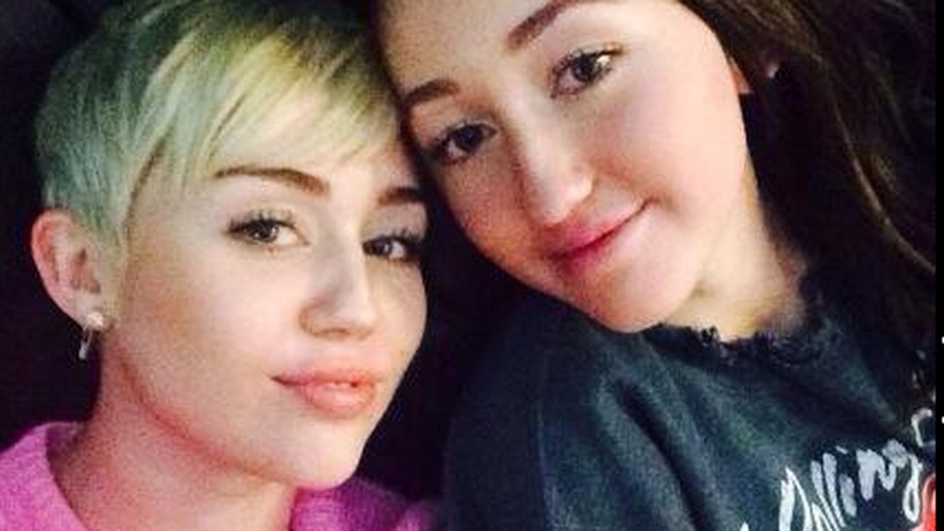 miley-cyrus-und-noah-cyrus-2